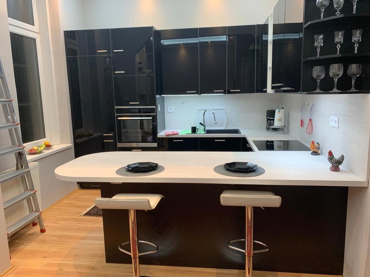 Budapest, Graf Teleki Laszlo Apartman Budapest